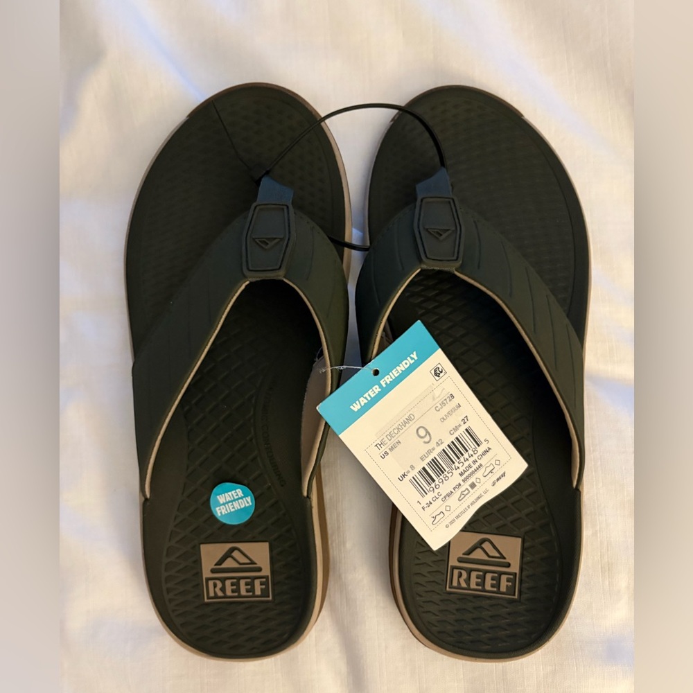 NWT Men’s Reef The Deckhand Flip Flops Sandals Olive Green Size 9 $75